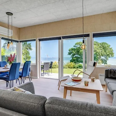 Two-bedroom In Haderslev Feriehus *